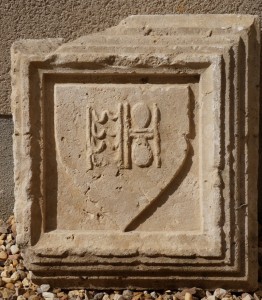 Enseigne de maréchal ferrant. Lussac-les-chateaux, Musée la Sabline.