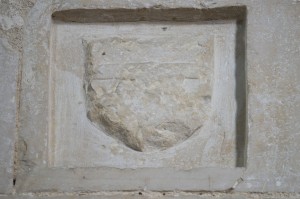 Chaunay, église Saint-Pierre, armoirie Jousserant (?).