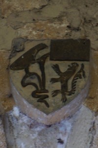 Le Vigeant, église Saint-Georges, armoirie 5