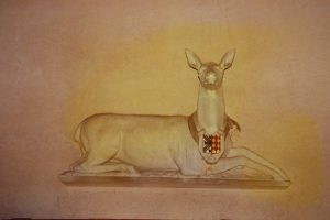 Biche aux armes Tiercelin-Turpin. Chitré, salle de chasse.